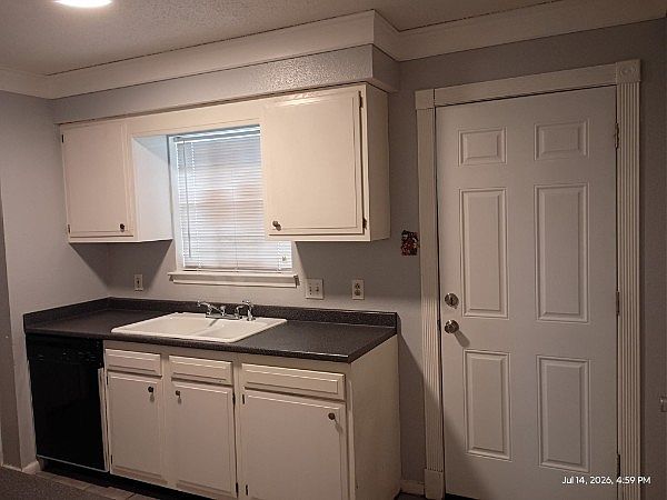 1st image of 4150 Crow Rd APT 1