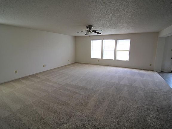 2nd image of 2649 Narragansett Way