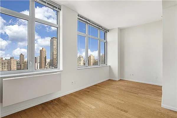 Rented by Triumph Property Group | media 23