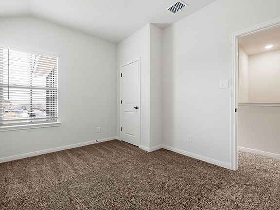 5th image of 2307 W Lynwood Bnd #2