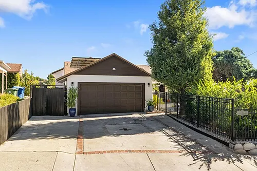 7130 Gateshead Way Photo 1