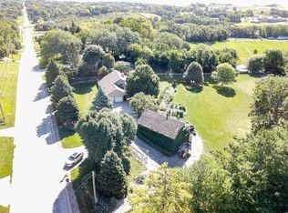 20425 Greenview Rd, Council Bluffs, IA 51503