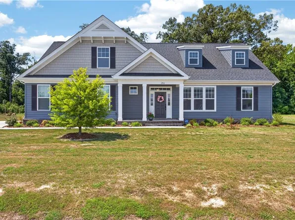 214 Little Acorn Trl, Moyock, NC 27958