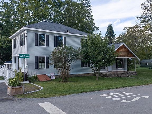5th image of 1051 Back River Rd