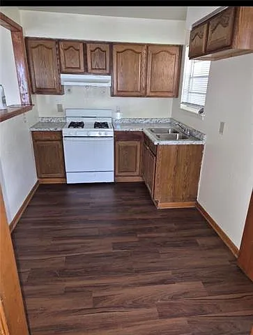 1402 Behrman Ave — Photo 10