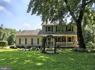 2154 Valley Rd, Enola, PA 17025