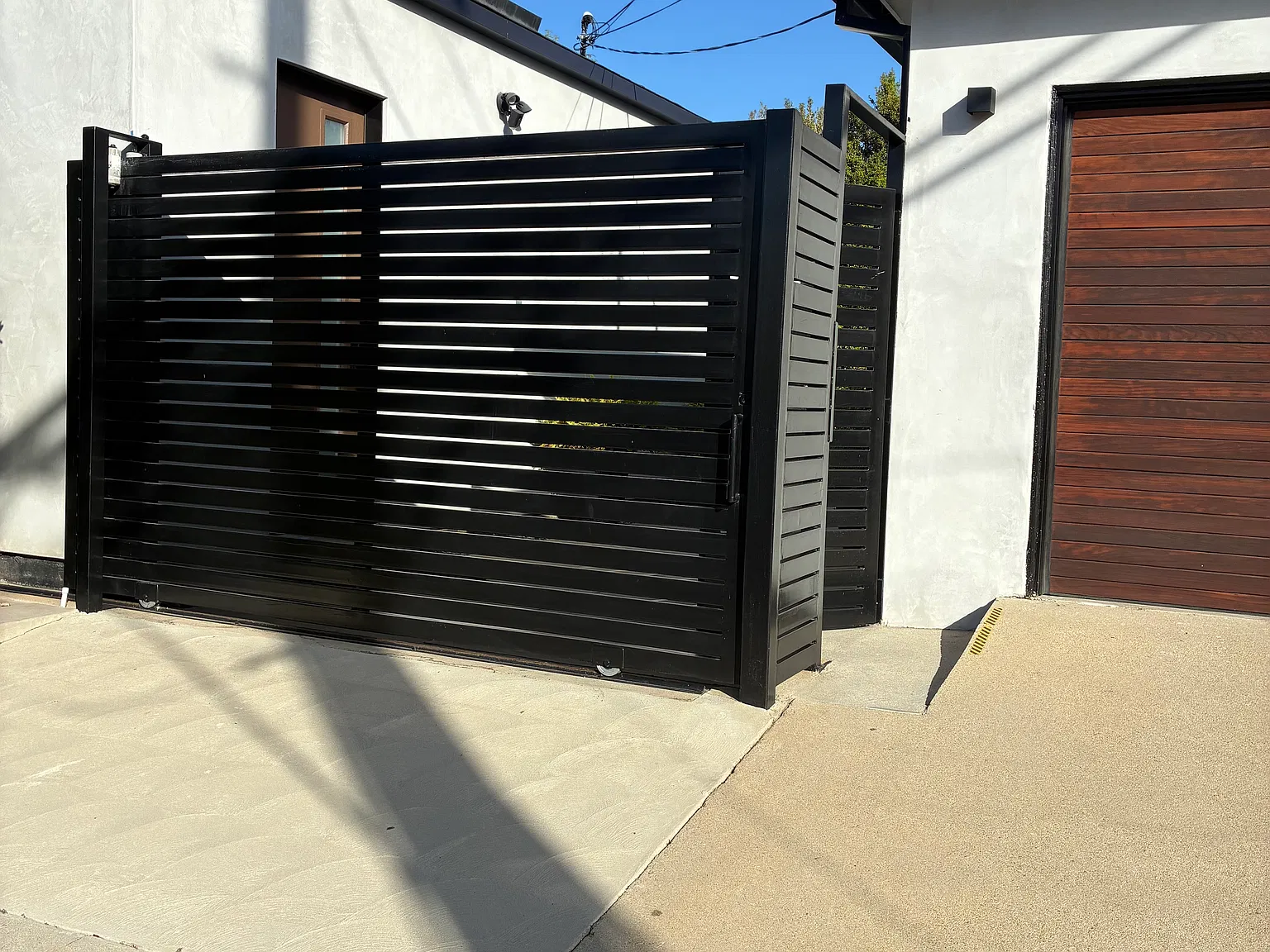 1 bed, 700 sqft, $2,500 — Photo 3
