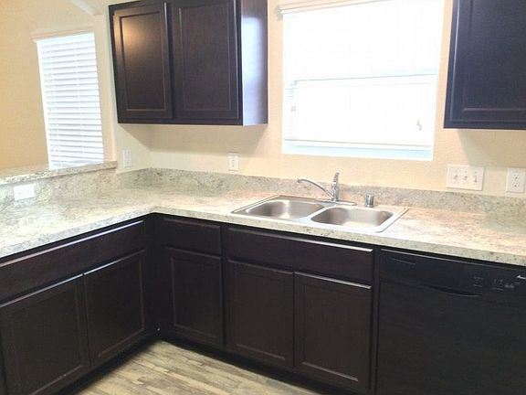 5th image of 2603 Costa Verde Way