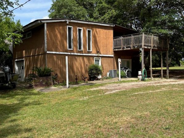10601 Garners Ferry Rd, Eastover, SC 29044
