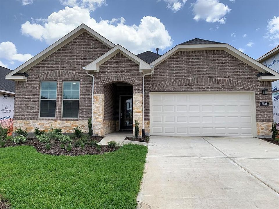 1st image of 7923 Chukka Dr