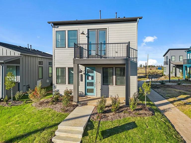 3235 Loam Ln — Photo 3