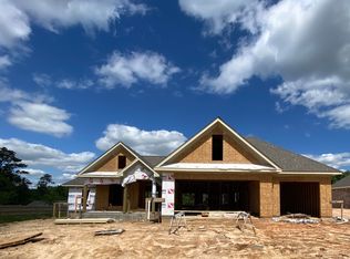 5 Copperfield Dr, Hattiesburg, MS 39402