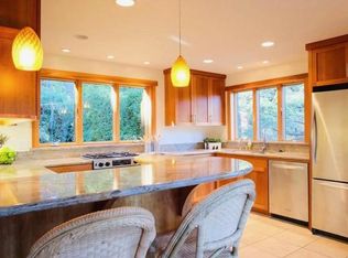 14 Maple Rd, Woodacre, CA 94973