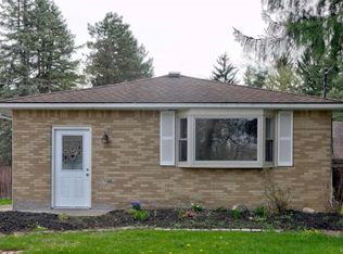 587 Rowley Rd, Depew, NY 14043