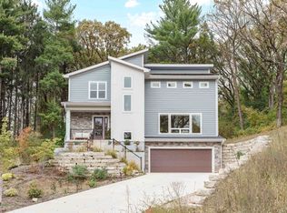 6106 Davenport Dr, Madison, WI 53711