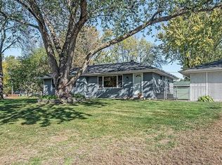249 106th Ln NE, Blaine, MN 55434