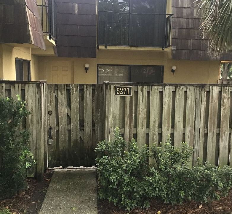 1st image of 5271 Brook Ct #251