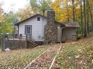 6 Dogpatch Ln, Linden, VA 22642