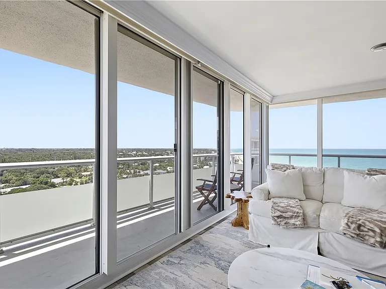 3554 Ocean Drive 703S #2S — Photo 8