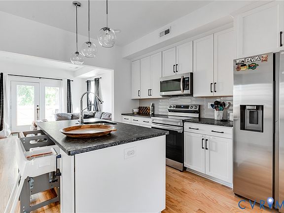 5th image of 1322 N 34th St
