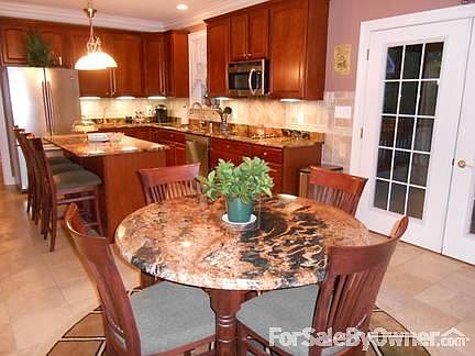 5th image of 23429 Chandler Ct