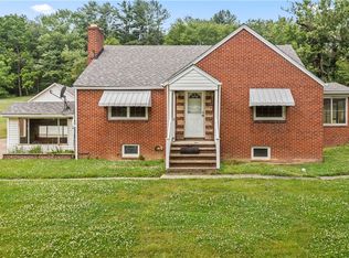 408 Valley St, Midway, PA 15060
