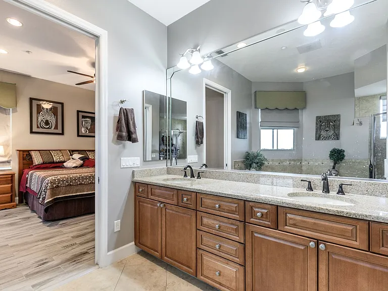 10300 Tarpon Landings Ter #4 — Photo 43