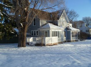 1154 Logan Ave, Elgin, IL 60120