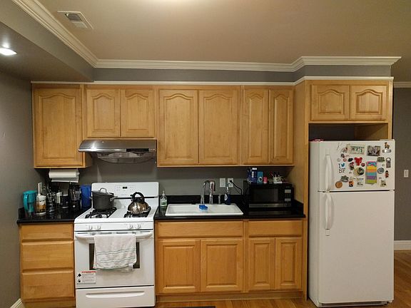 2nd image of 2186 22nd Ave Floor 1