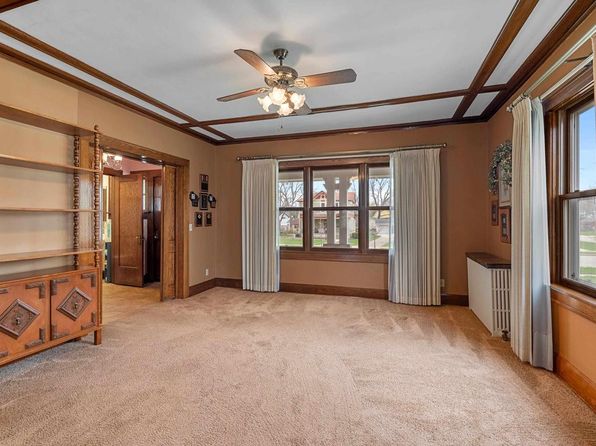 316 Park Avenue, Beaver Dam, WI 53916