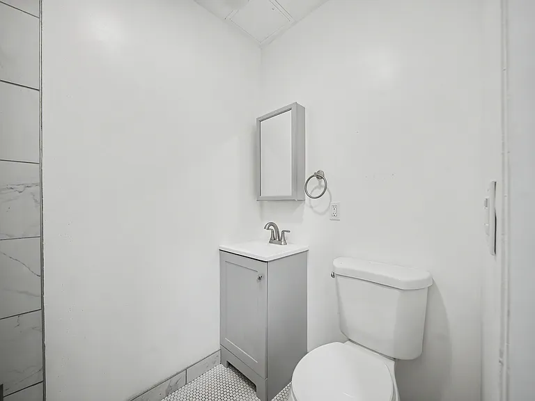 418 N Ogden Dr #9 — Photo 14