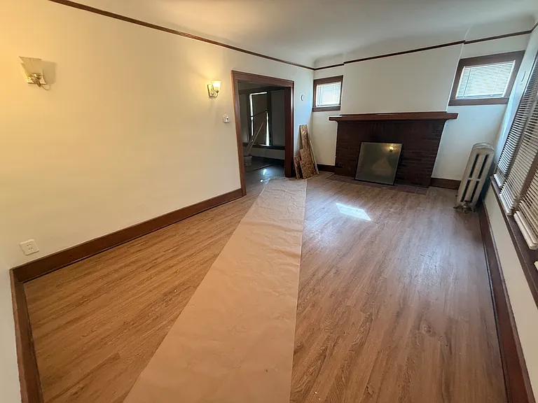 13004 Evergreen Ave — Photo 2