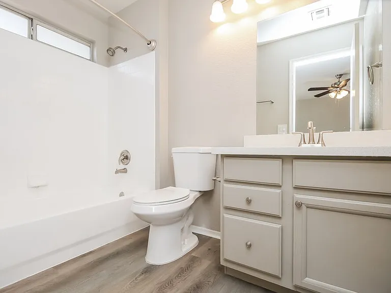 8125 E Ellis St — Photo 11