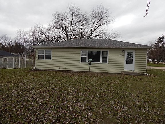2nd image of 1400 Joliet St