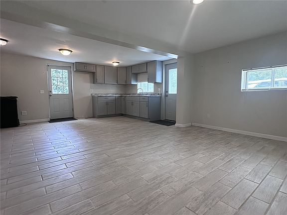 4th image of 45 Kettle Dr