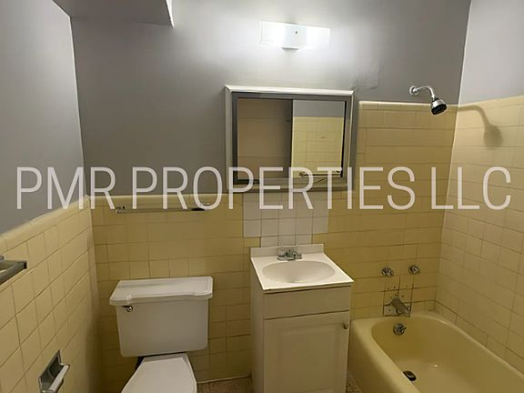 5th image of 4524 Bedford Ave APT 3