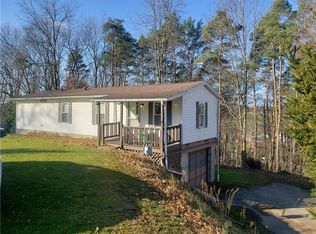 108 North St, Chicora, PA 16025