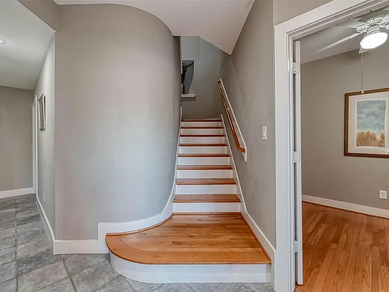 9701 Marlive Ln — Photo 4
