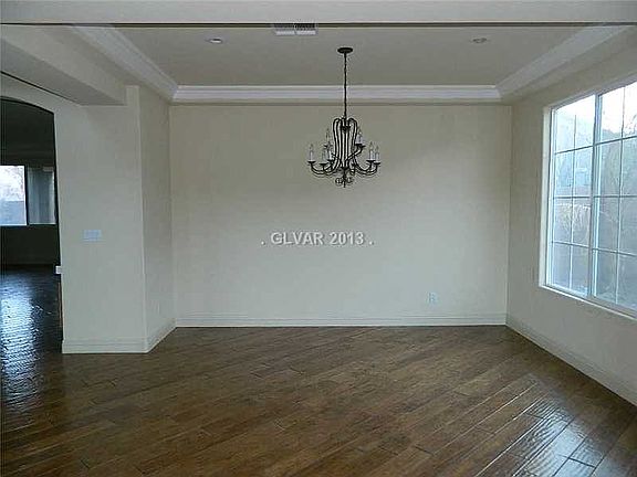 4th image of 10033 Golden Bluff Ave