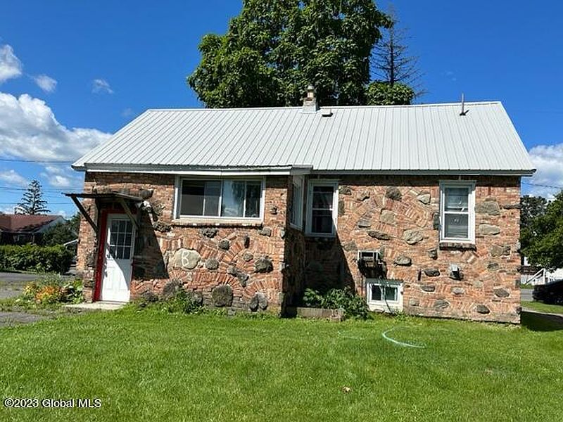 2nd image of 8 N Clement Avenue