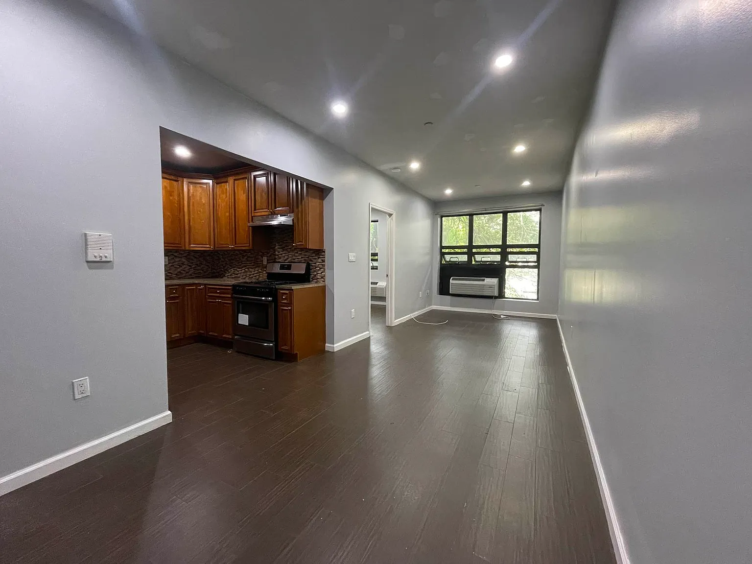 615 Saint John's Place — Photo 2