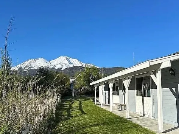 616 Alder St, Mount Shasta, CA 96067