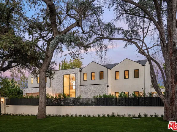 5064 Encino Ave, Encino, CA 91316