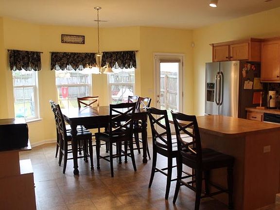 5th image of 1304 Blarney Ct