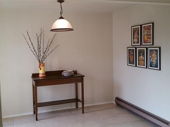 5th image of 3249 Birch Ave