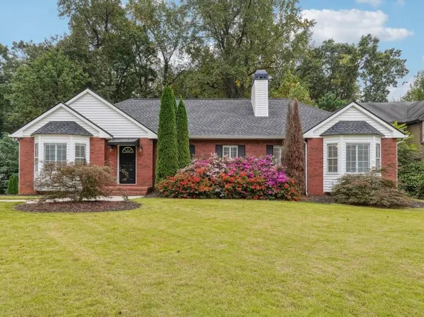 2833 Merritt Dr, Buford, GA 30518