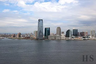 Rented by R New York