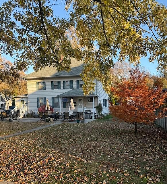 1st image of 603 Lions Park Dr