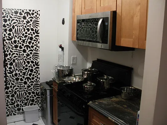 Rented by 18 REALTY | media 5