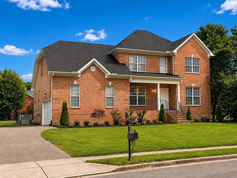 1st image of 102 Clairmonte Ln